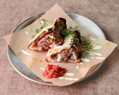 Pita Aliza de ternera y cordero